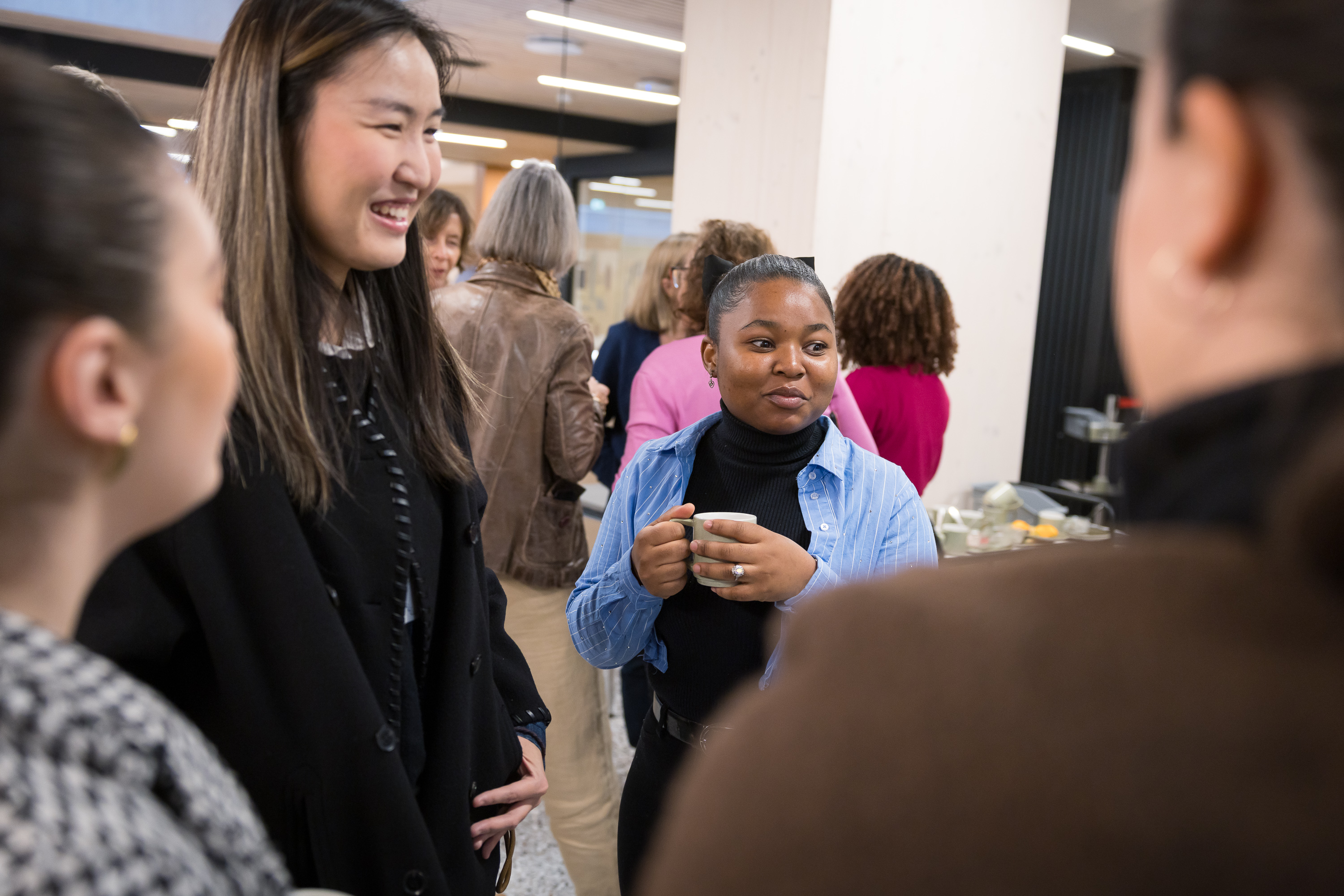 Participants at GHN-conference talking