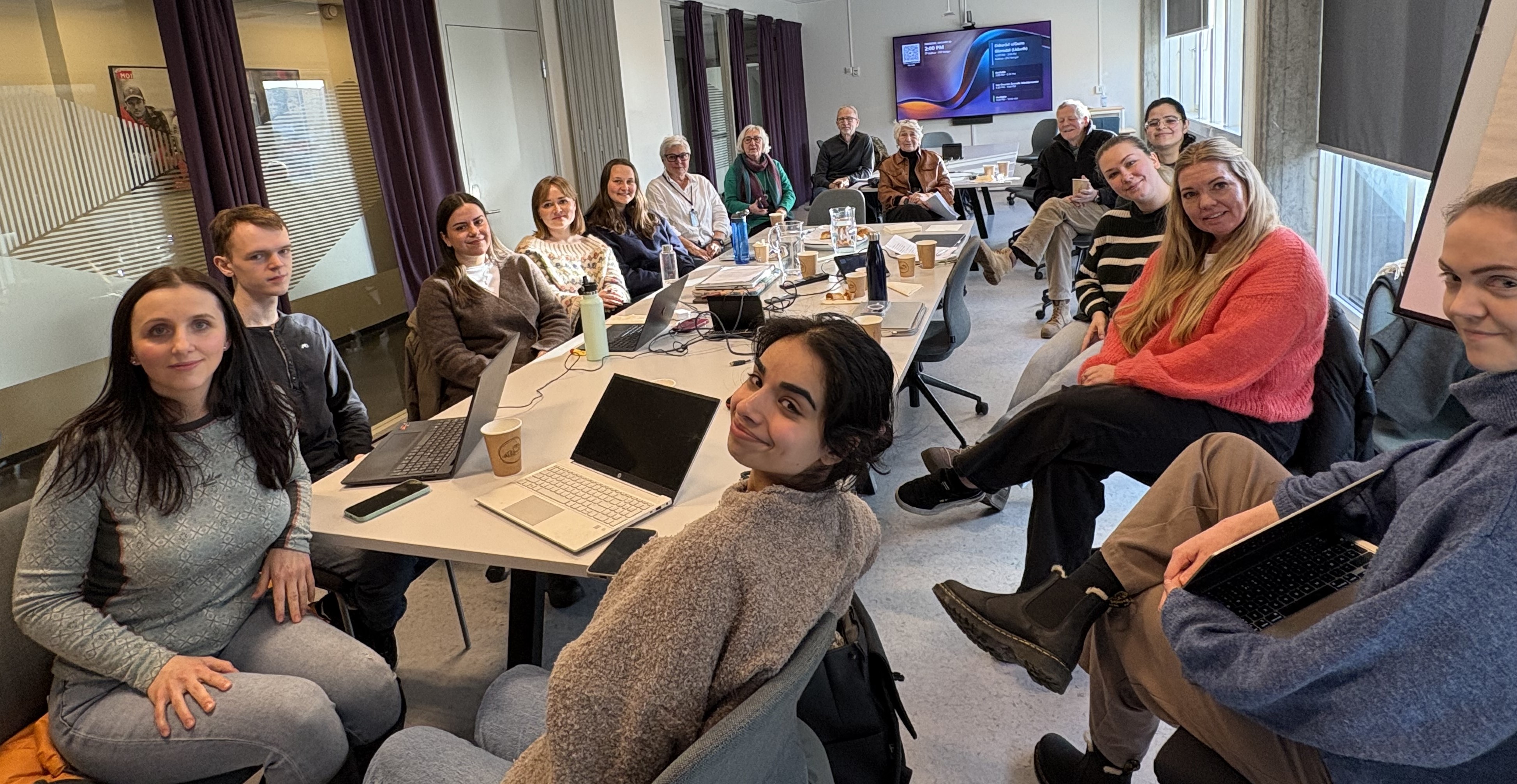 Dobbelt dialogmøte og engasjerte diskusjoner med to TVEPS-studentgrupper og Eldrerådet i Øygarden. 