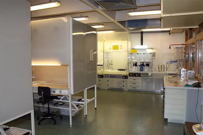 Clean lab Facilities