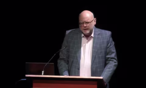 Scott Rettberg presenting at ELO 2025