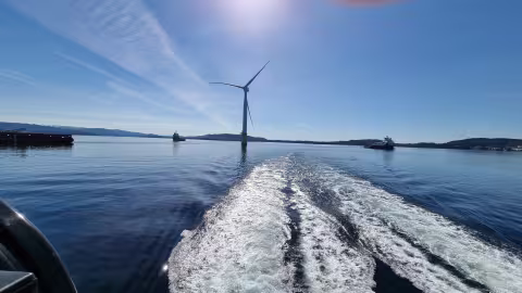 Flytende vindturbin