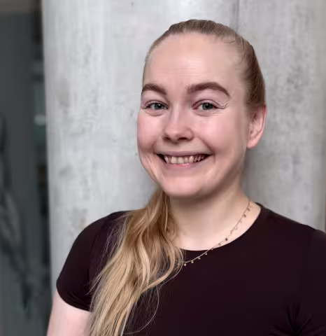 Portrait photo of Inga Motzfeldt.