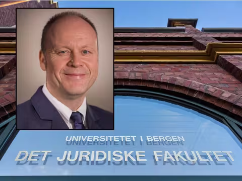 Portrettbilde av Thomas Eeeg over bilde av Det juridiske fakultet, UiB