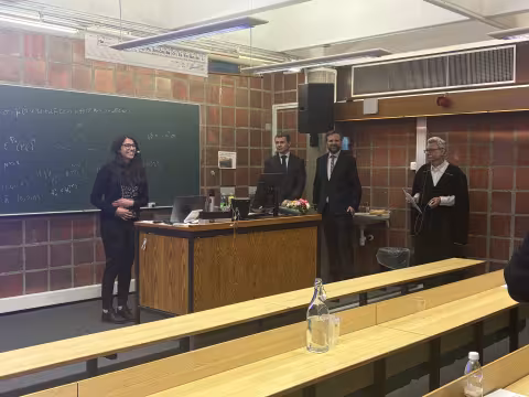 Nadia Skoglund Taki during her PhD defense presentation at the University of Bergen.