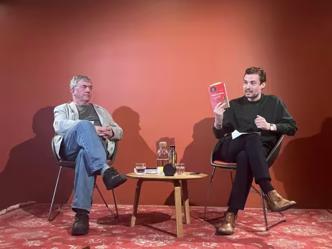 Øyvind Aase and Emil Perron in conversation at Litteraturhuset. 