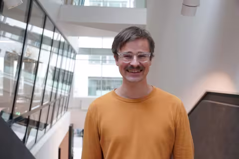 Bilde av John Magnus Dahl, mann som smiler