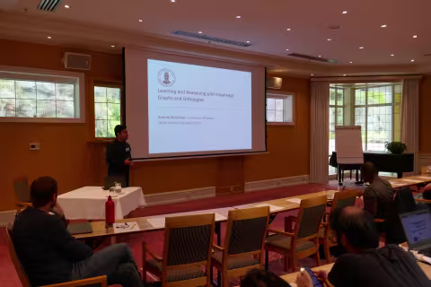 Ricardo Guimarães on Learning and Reasoning with Knowledge Graphs and Ontologies.