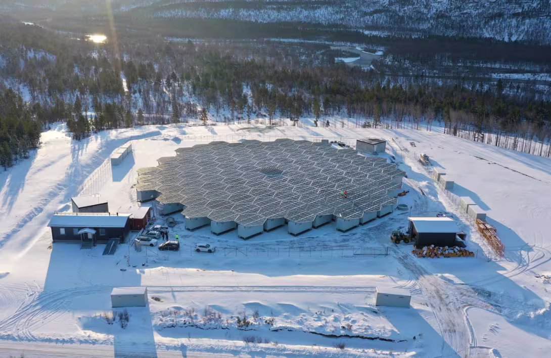 Photo of the EISCAT 3D radar in Skibotn, Norway