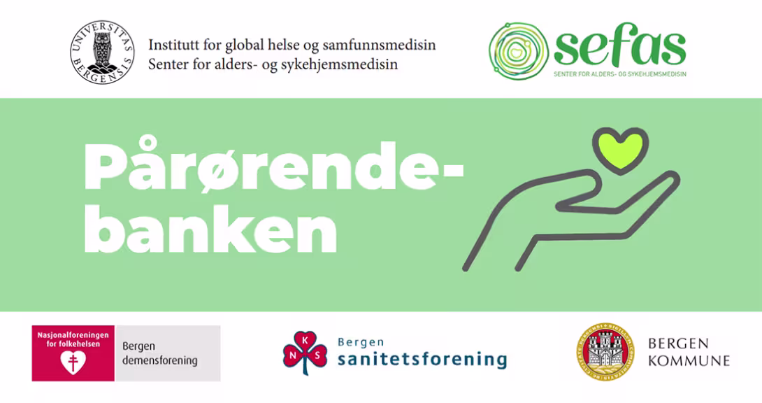 Logoer, og grønn bakgrunn med orden "Pårørendebanken", og en tegning av en hånd som holder et hjerte.
