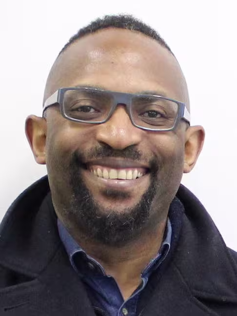 Portrait picture of Henry Mainsah